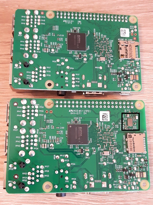 Raspberry Pi 2 Model B (oben) vs. Raspberry Pi 3 Model B (unten), Rückseite